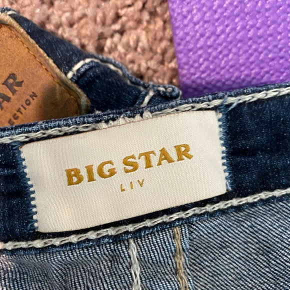 Jeans - Picture 5 of 6